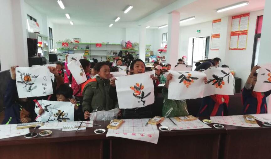 脫貧攻堅 旅投創(chuàng)新公司捐建麻格同村“兒童天地”正式開園