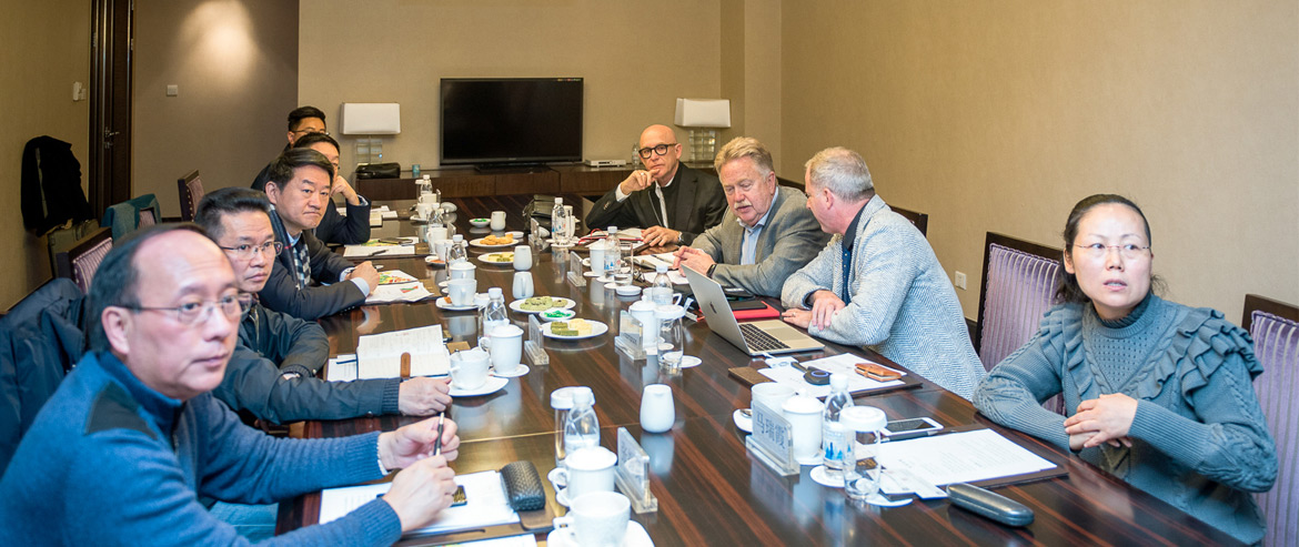 美國康寧翰集團(tuán)董事長一行來旅投集團(tuán)交流座談