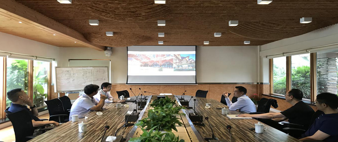 集團(tuán)領(lǐng)導(dǎo)考察國(guó)內(nèi)優(yōu)秀酒店及田園綜合體