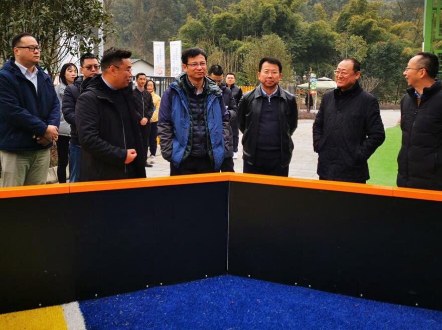 省國資委薛東兵副主任赴金龍長城景區督導督察安全工作