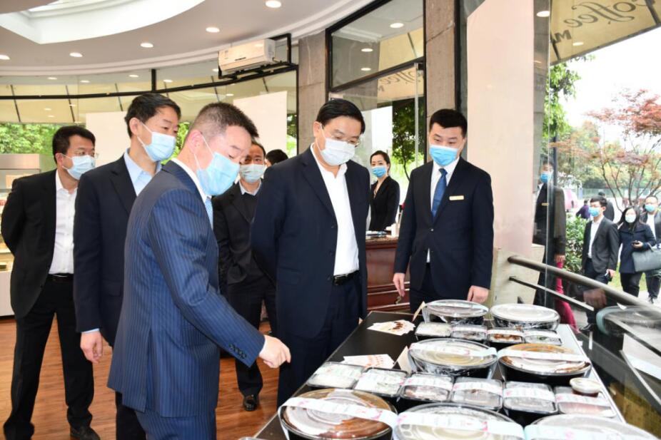 王鳳朝副省長赴省旅投集團調研 疫情防控、生產經營和改革發展工作