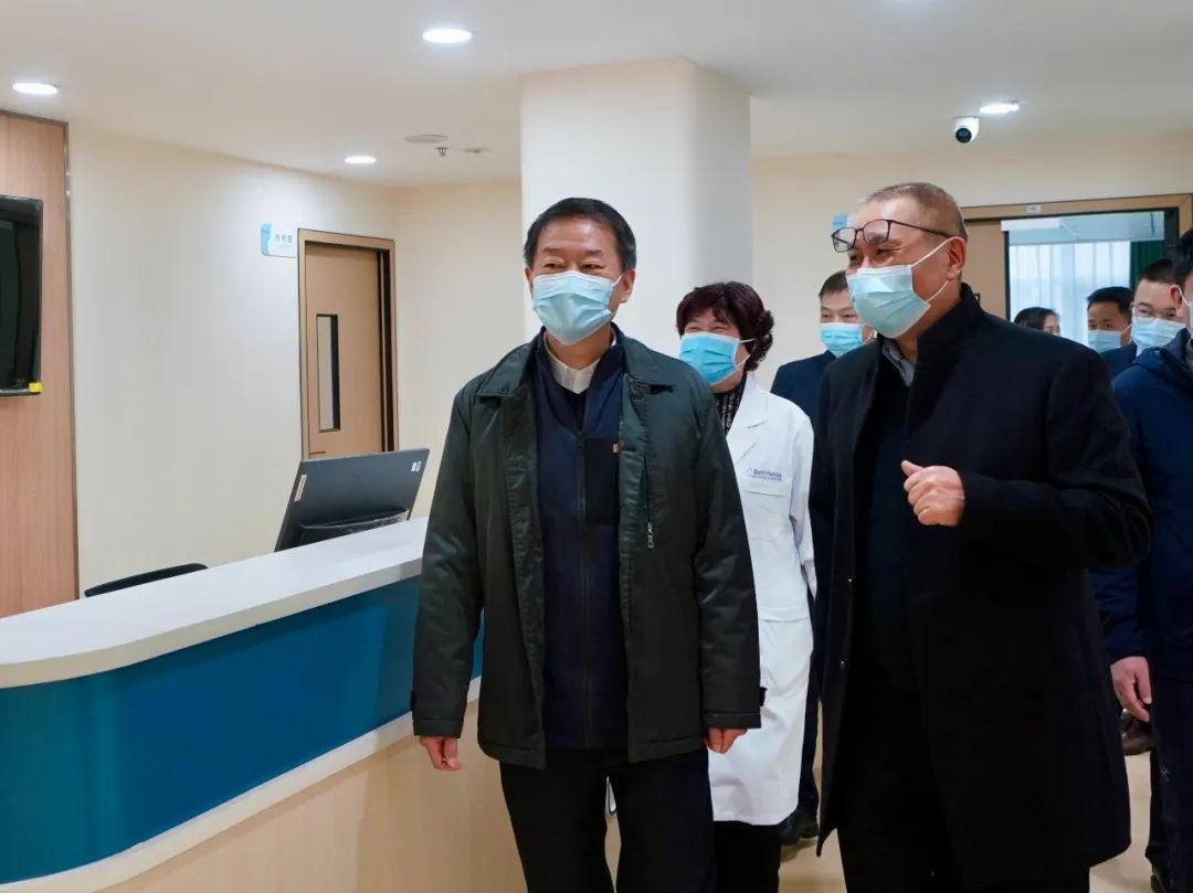 四川省旅投集團(tuán)黨委書記、董事長(zhǎng)任丁率隊(duì)赴錦弘集團(tuán)調(diào)研