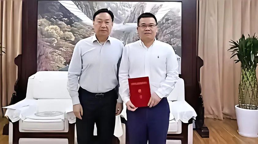 省旅投集團領導受聘省政府參事室特約研究員