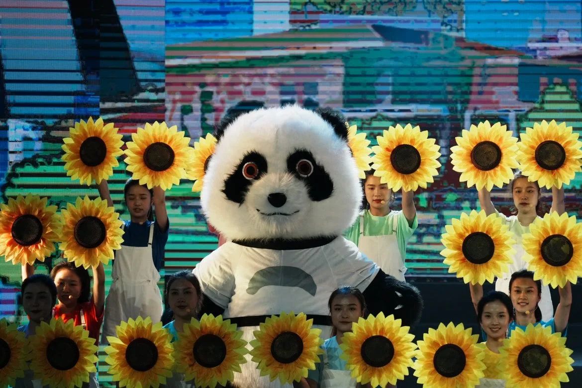 向美好出發(fā) 省旅投集團精彩亮相省屬監(jiān)管企業(yè)文藝匯演