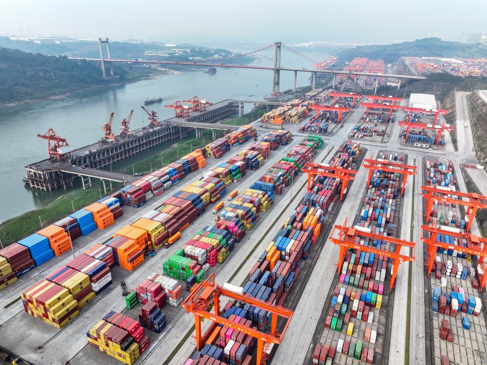 兩會(huì)世界眼丨向世界傳遞“中國(guó)信心”——海外熱議2025年中國(guó)經(jīng)濟(jì)增長(zhǎng)目標(biāo)