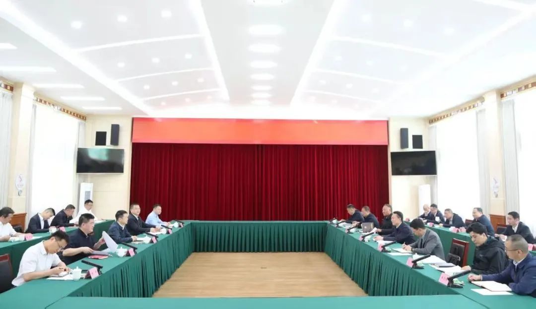 省旅投集團與甘孜州舉行座談交流會